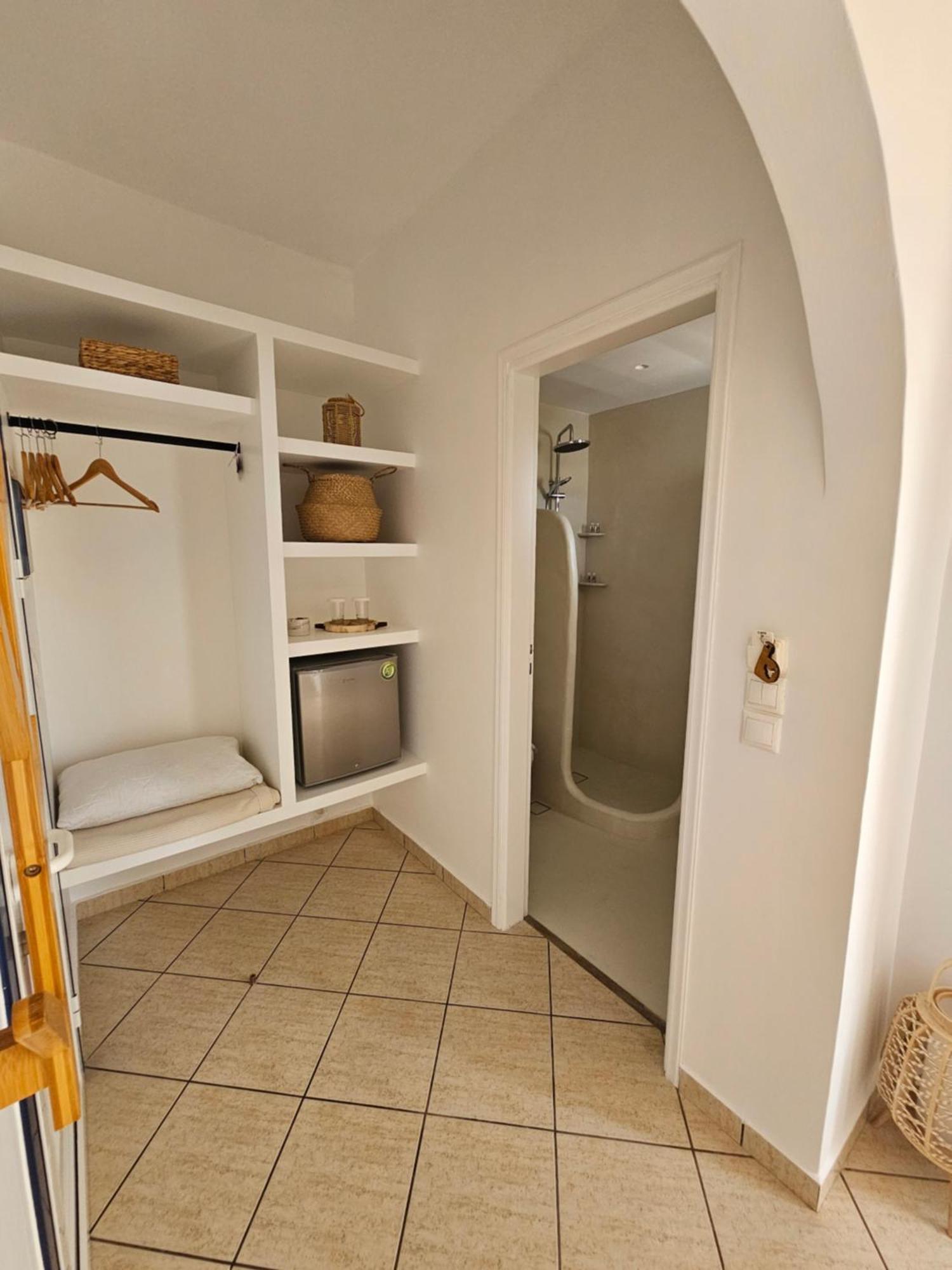 Panorama Elafonisos Hotel ภายนอก รูปภาพ
