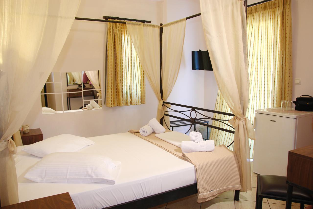 Panorama Elafonisos Hotel ภายนอก รูปภาพ