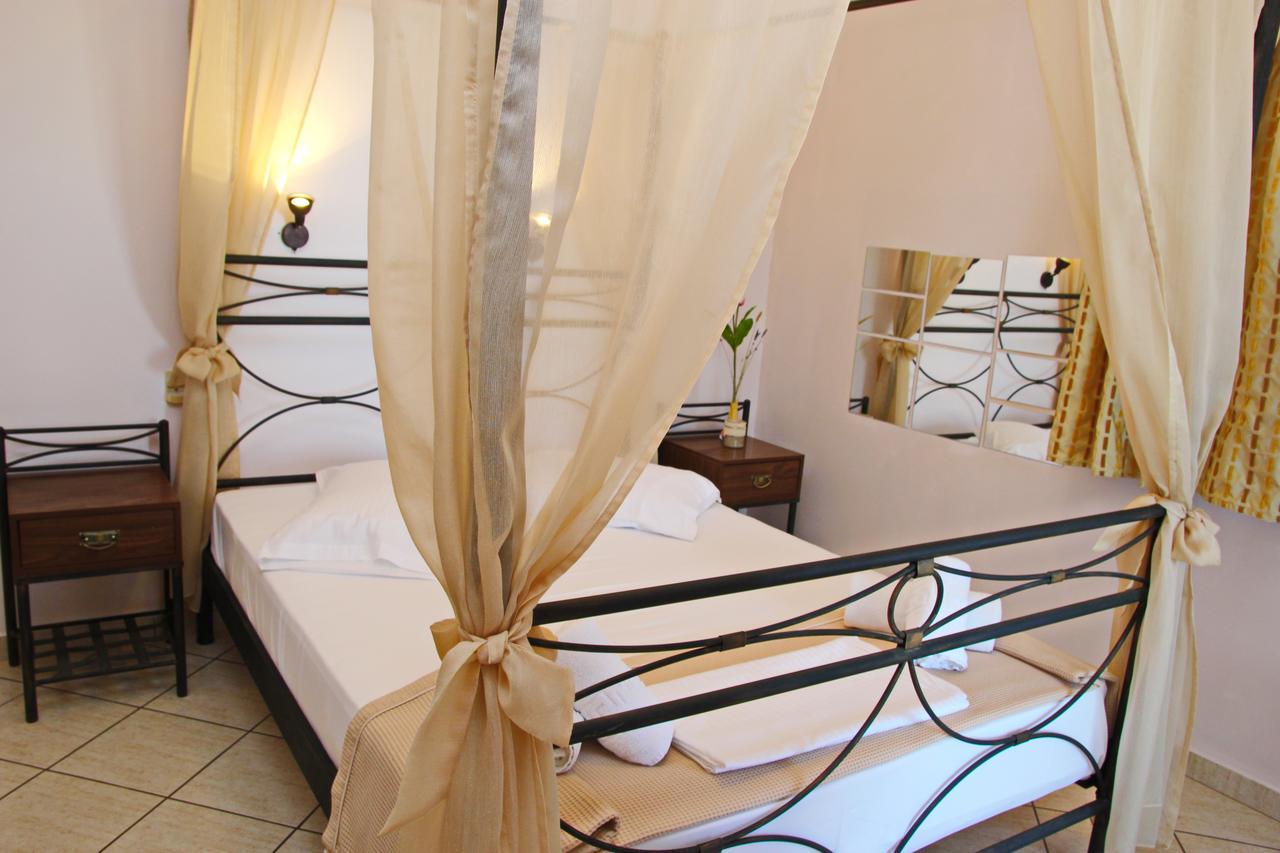 Panorama Elafonisos Hotel ภายนอก รูปภาพ