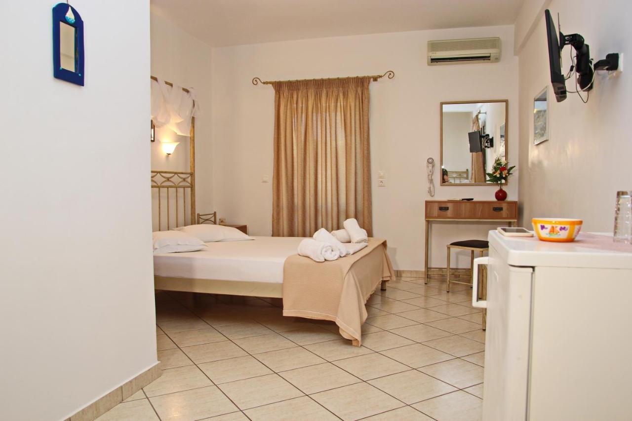 Panorama Elafonisos Hotel ภายนอก รูปภาพ